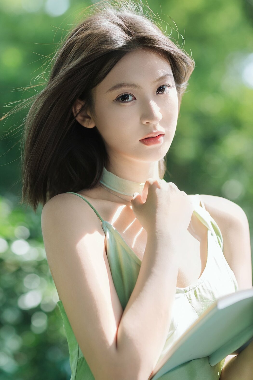 YiTuYu艺图语 Vol.10440 Jing Zhu (33P)