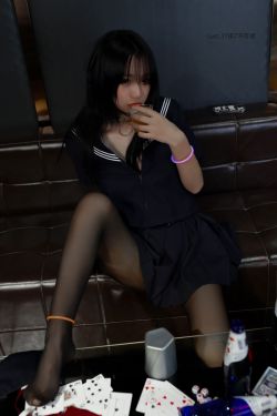 动漫博主 柒柒要乖哦 - JK少女