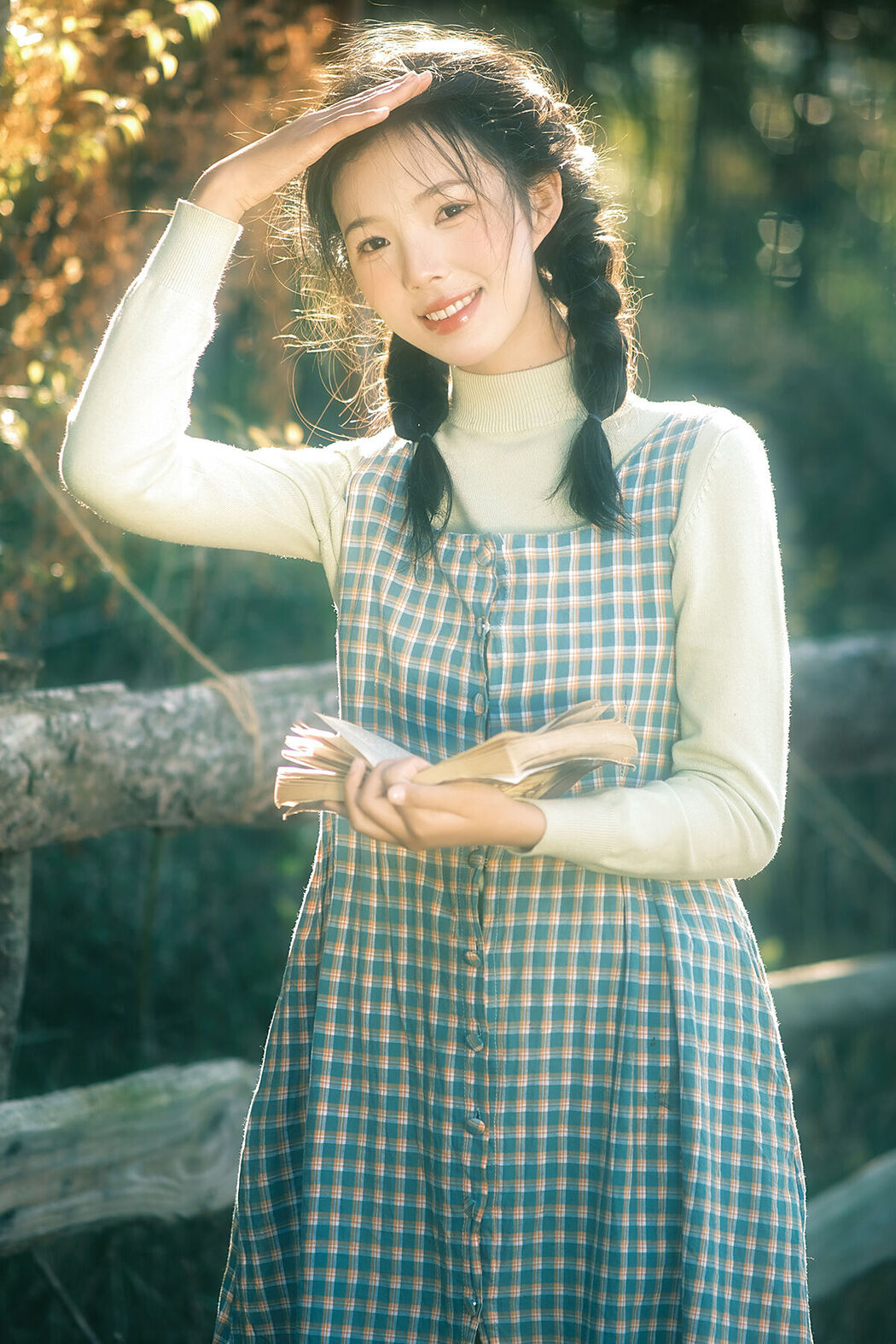 YiTuYu艺图语 Vol.8254 乐意李 (22P)
