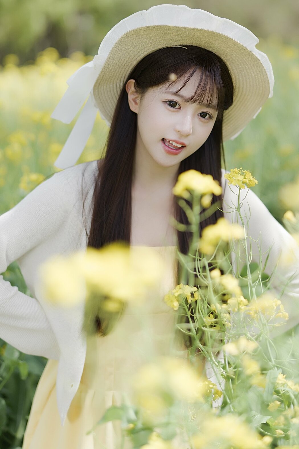 YiTuYu艺图语 Vol.9109 Xiao Yi (41P)