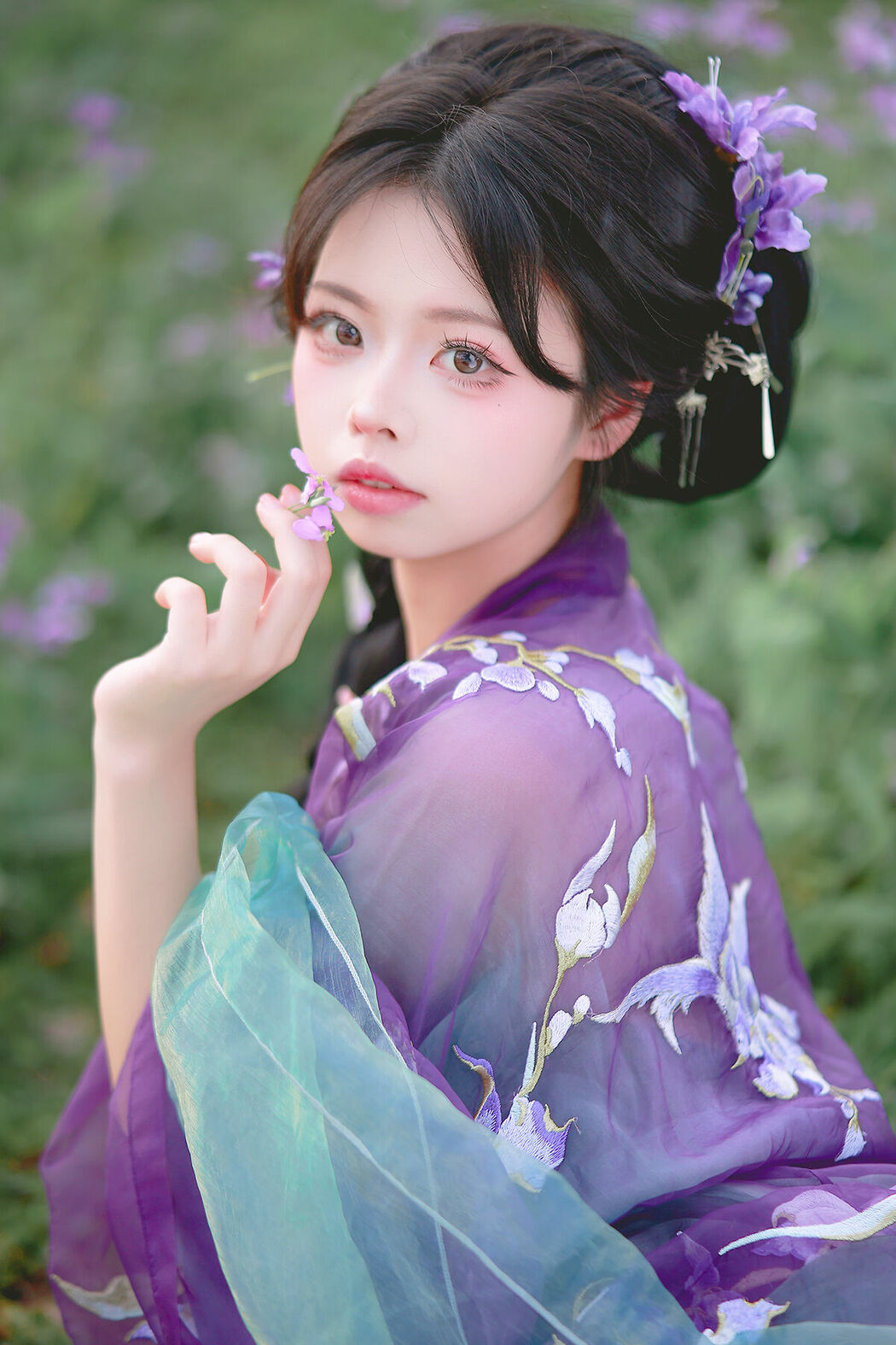 YiTuYu艺图语 Vol.9369 Fei Fei (15P)