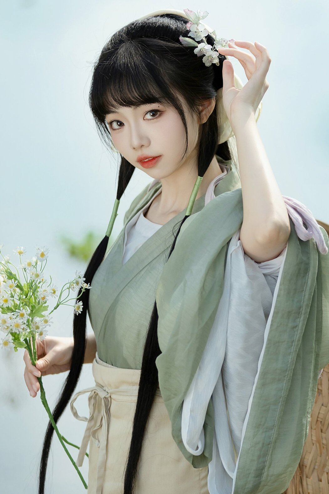 YiTuYu艺图语 Vol.10302 Shi Zhi Lin (15P)