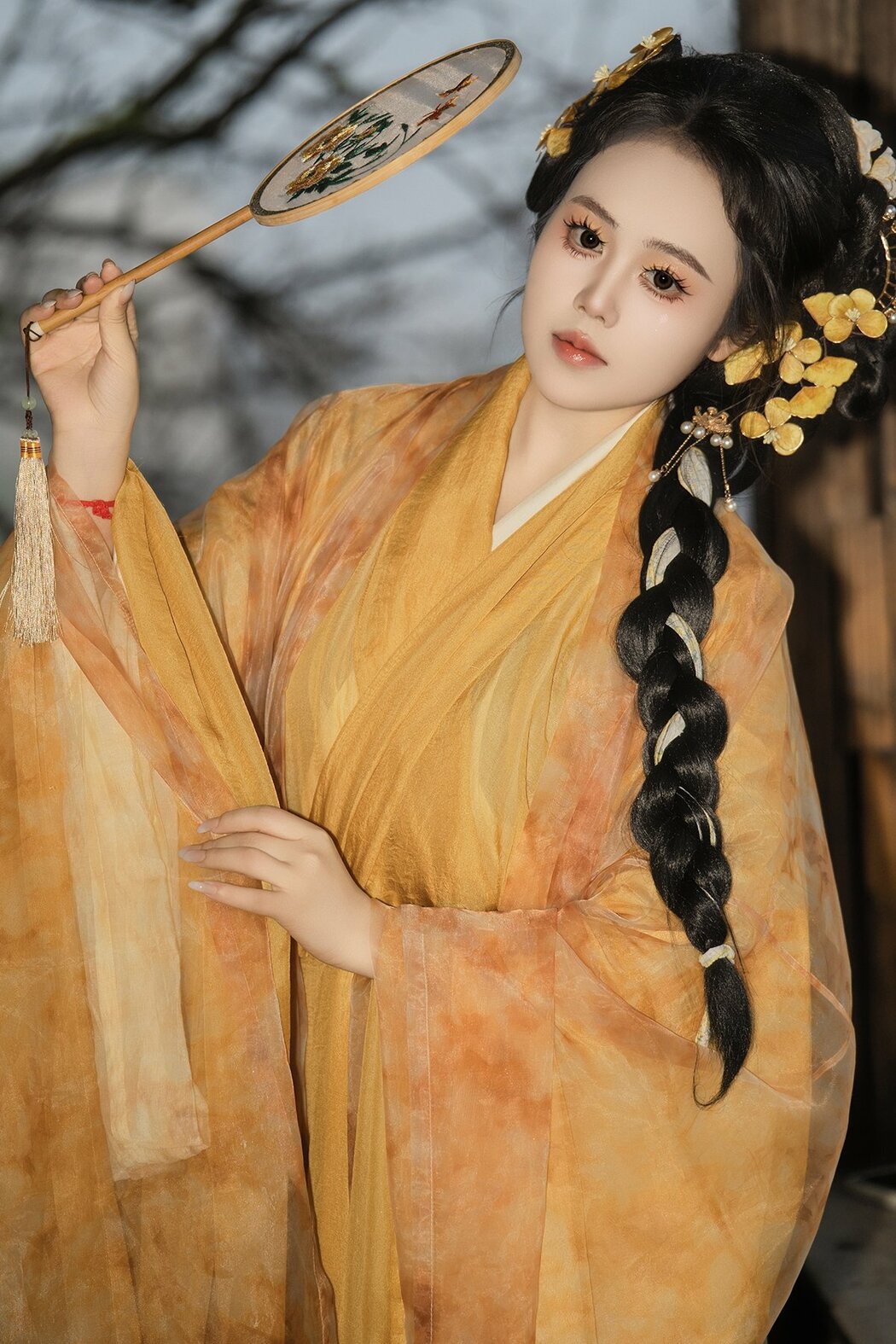 YiTuYu艺图语 Vol.8913 Zhou Feng Qin (25P)
