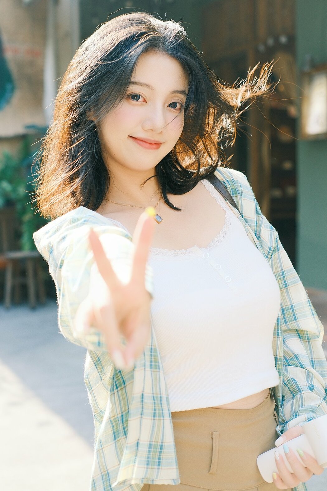 YiTuYu艺图语 Vol.10183 Chao Ku Xiao Wang Zi (15P)