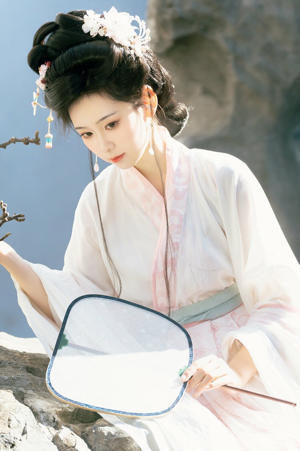 YiTuYu艺图语 Vol.10158 Tian Xin Ya Ya (16P)