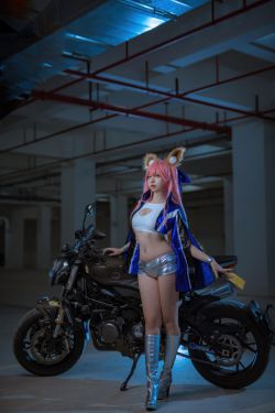 人气Coser 二佐Nisa - FGO 玉藻前赛车服