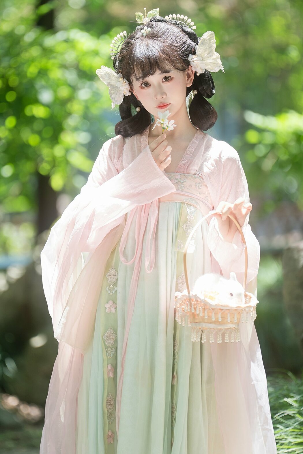 YiTuYu艺图语 Vol.10138 Jiao Yi Zhi Sui Sui (40P)