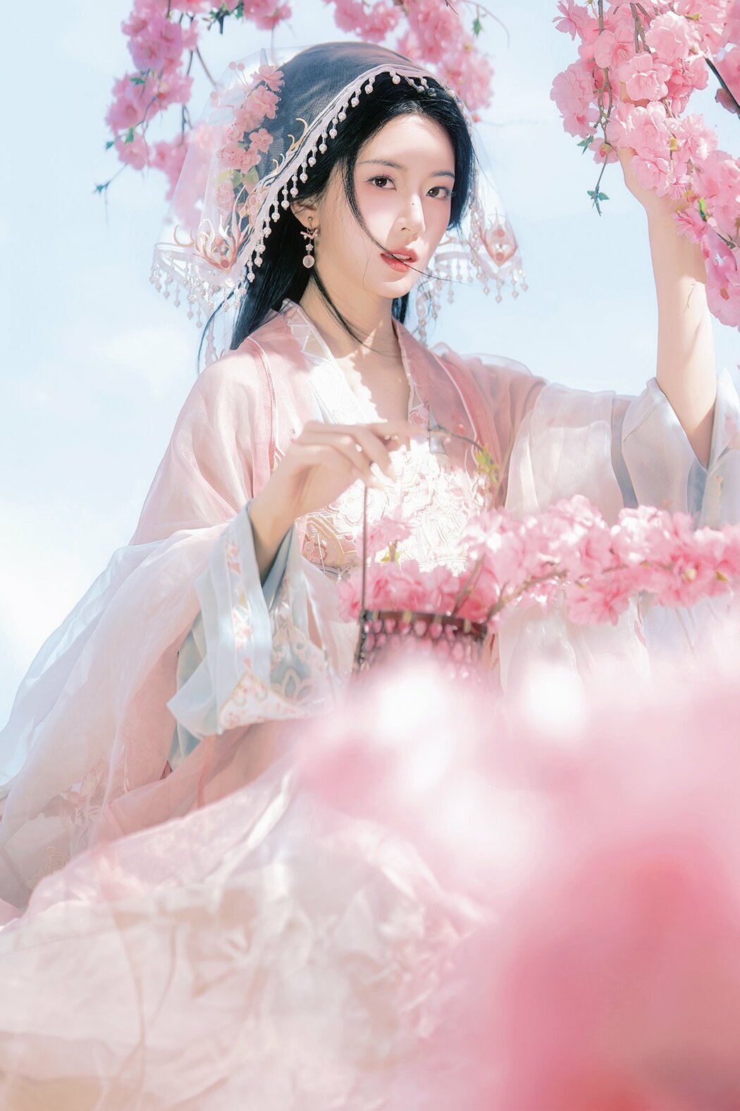 YiTuYu艺图语 Vol.9666 Rok Kin YE (15P)