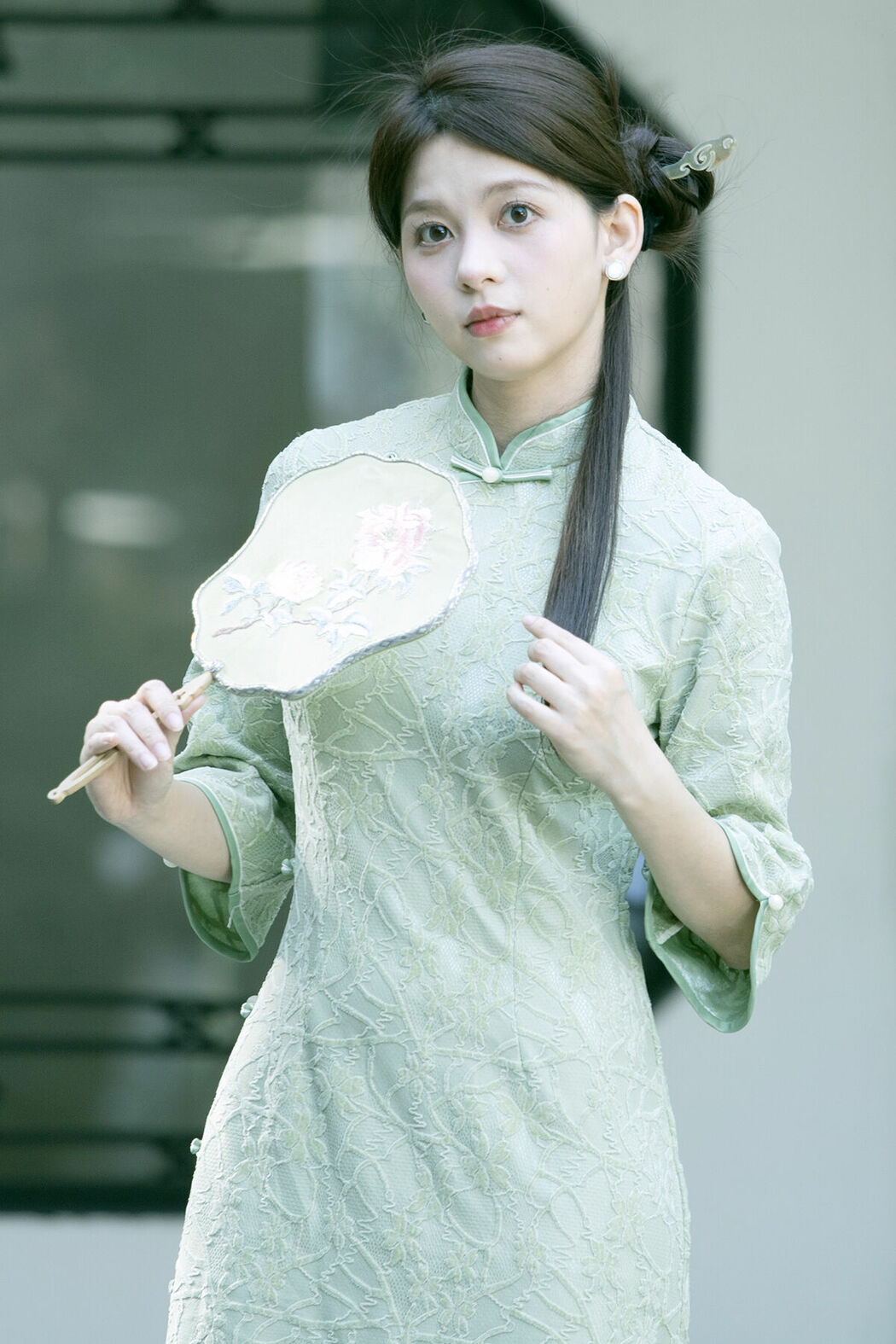 YiTuYu艺图语 Vol.9352 Qu Qi (25P)