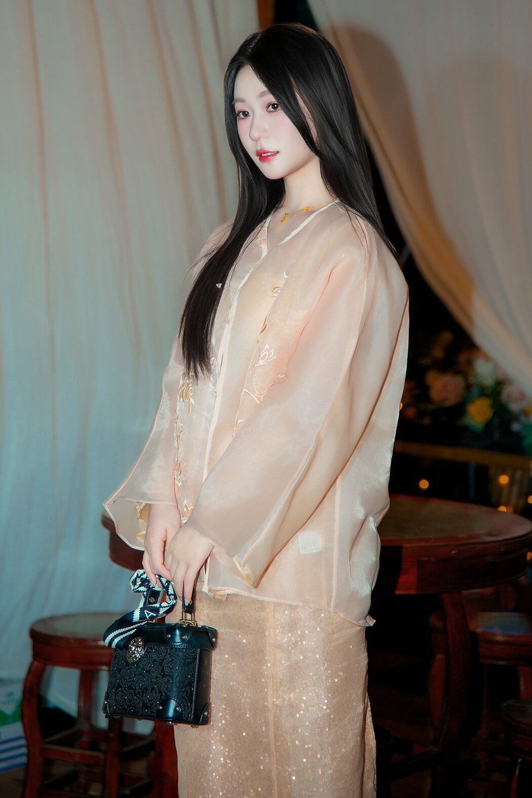 YiTuYu艺图语 Vol.9671 Wu Yue (19P)