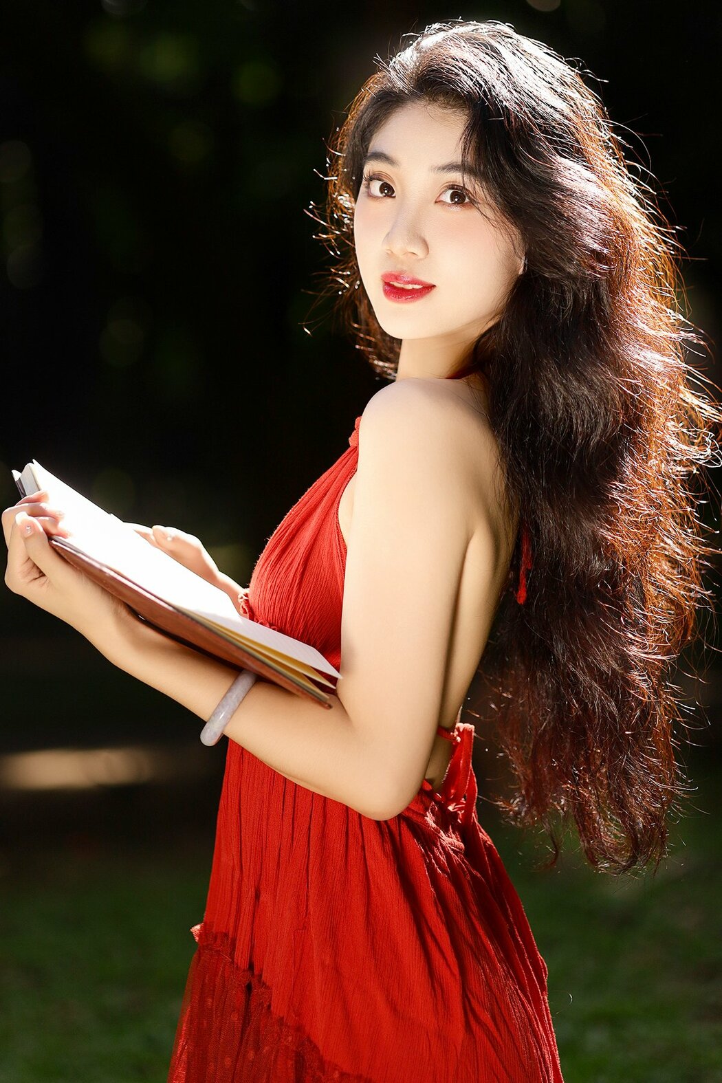YiTuYu艺图语 Vol.9562 Jue Wei Xiao Shi (16P)