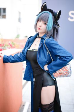 动漫博主 封疆疆v - 碧蓝航线 柴郡 常服