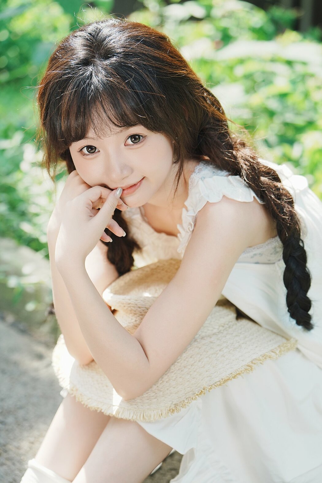 YiTuYu艺图语 Vol.8726 Qi E Luo Bo Guai (24P)