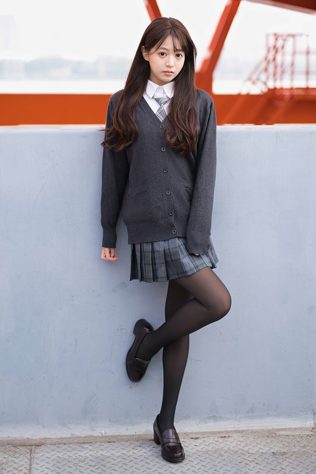 YiTuYu艺图语 Vol.8824 Xiao Yi (49P)