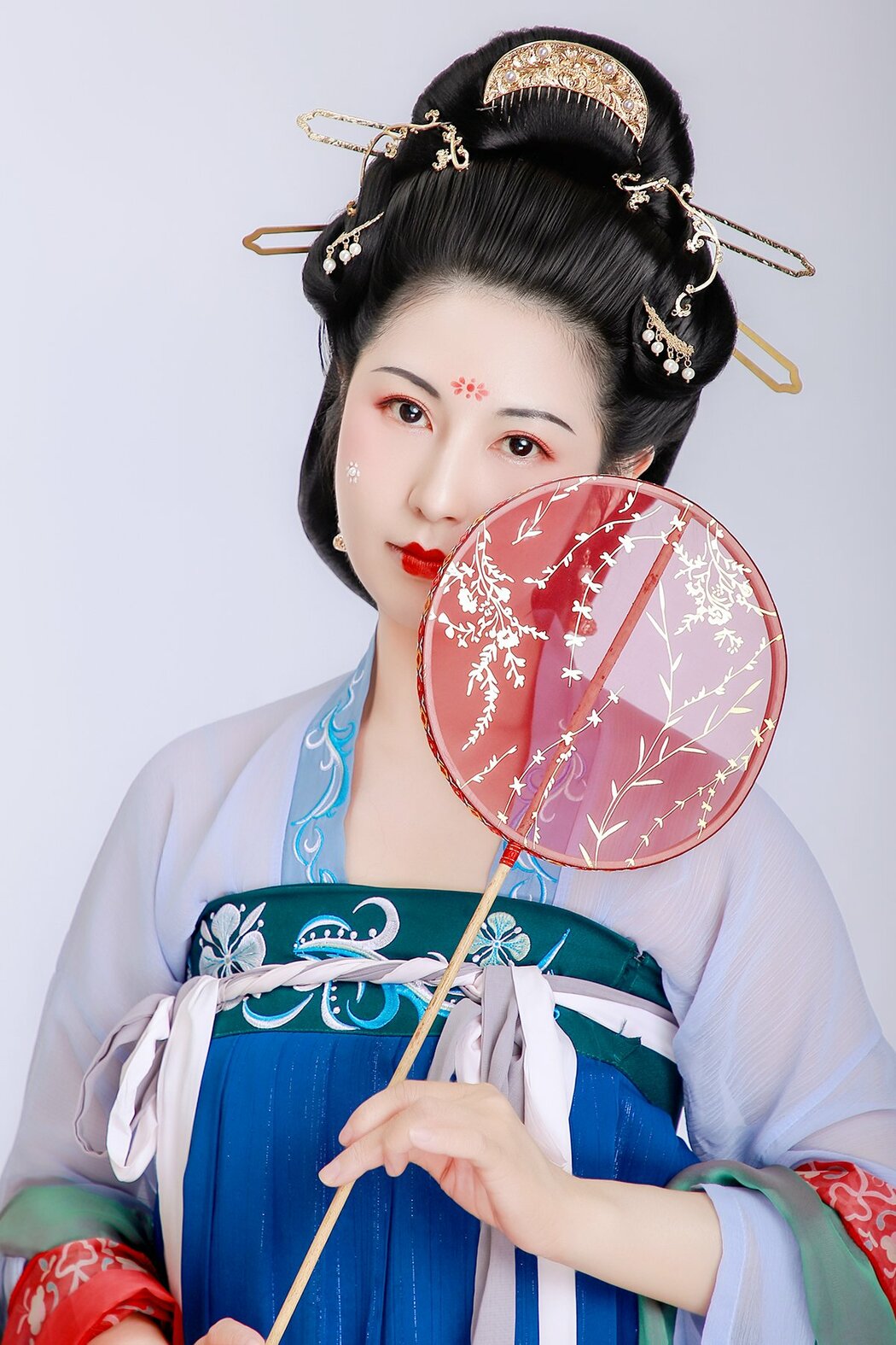 YiTuYu艺图语 Vol.9452 Xiao Yue Yue (23P)