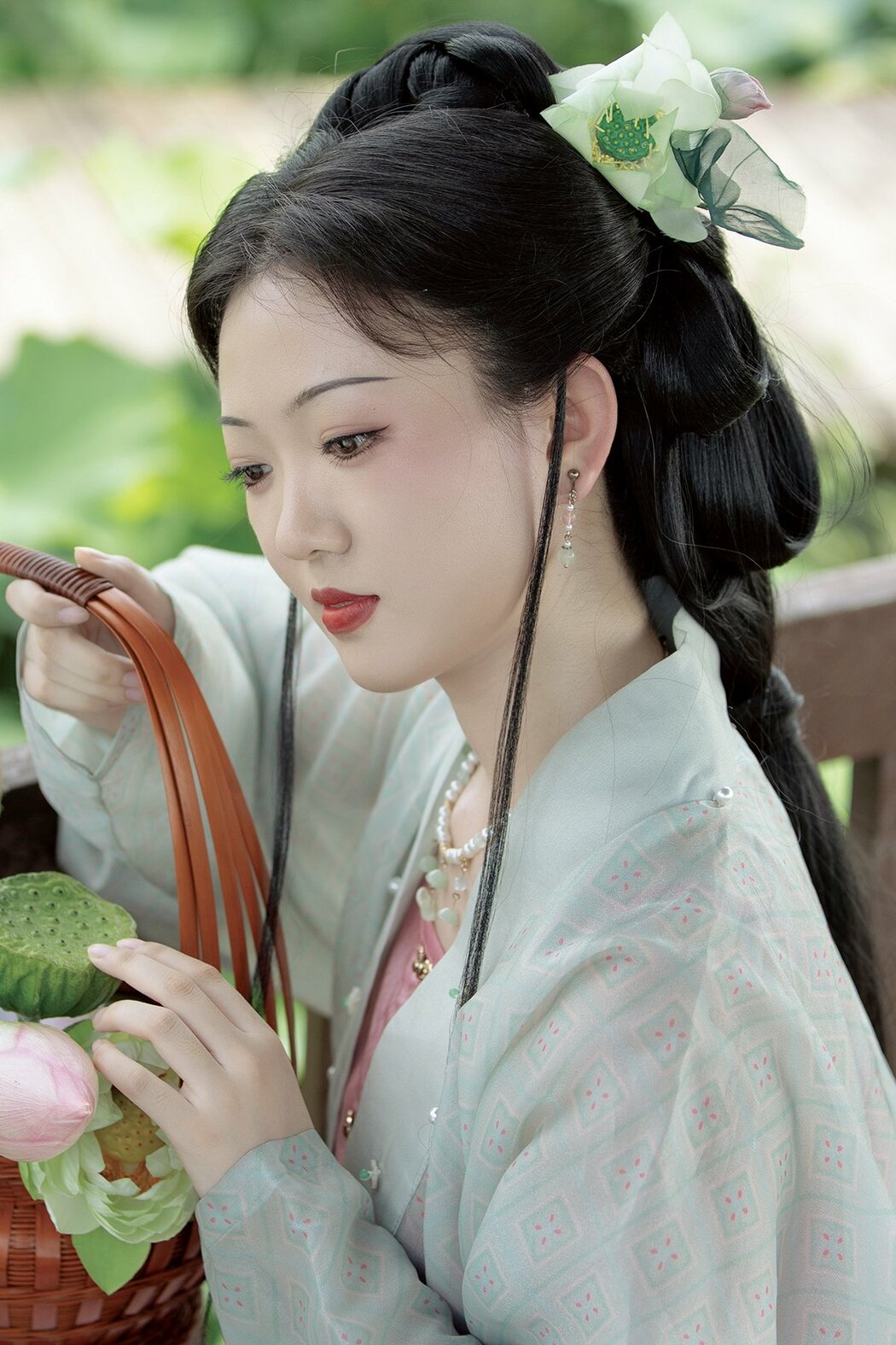 YiTuYu艺图语 Vol.8865 Ying Ying (34P)