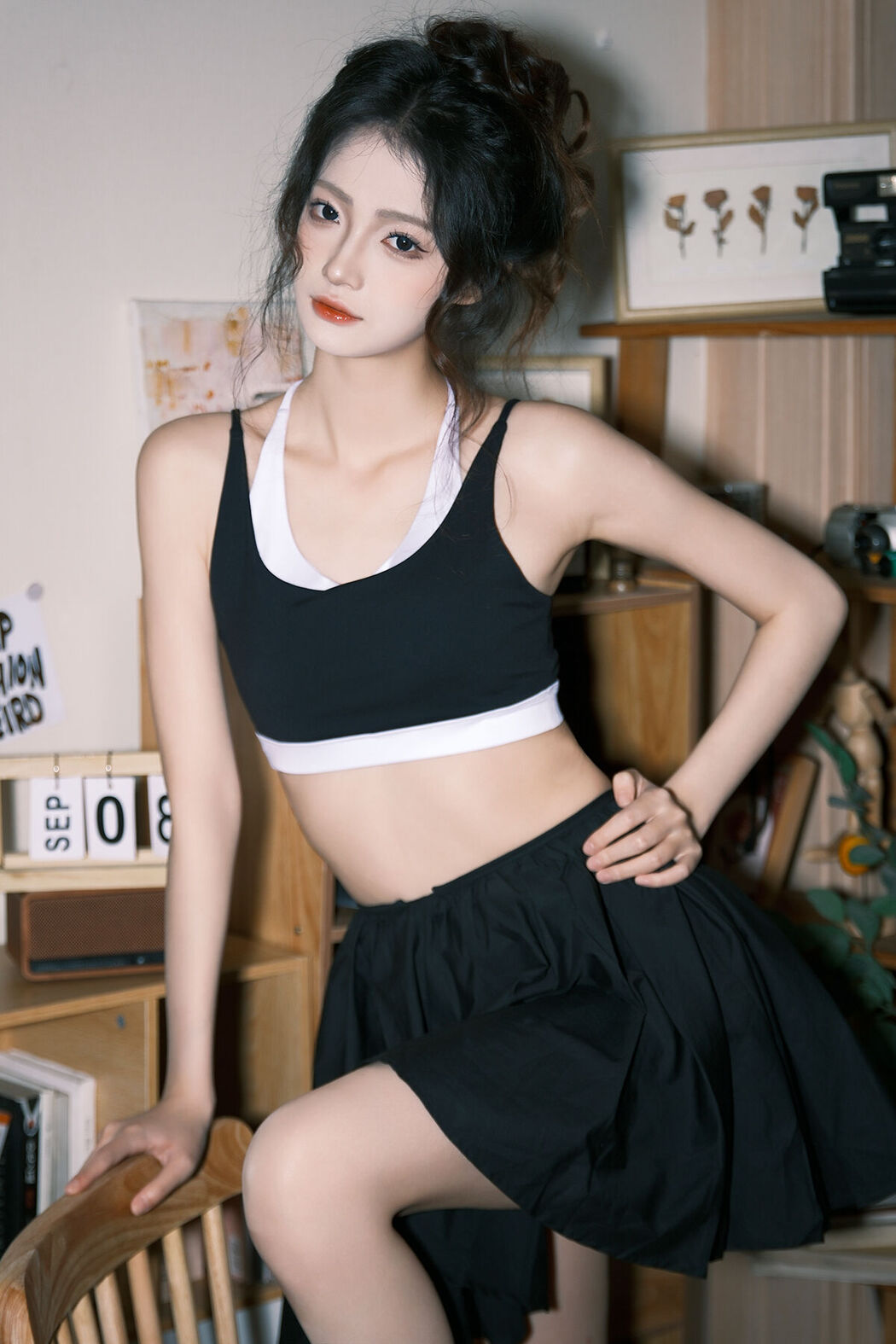 YiTuYu艺图语 Vol.7622 Xiao Dai Tong Xue