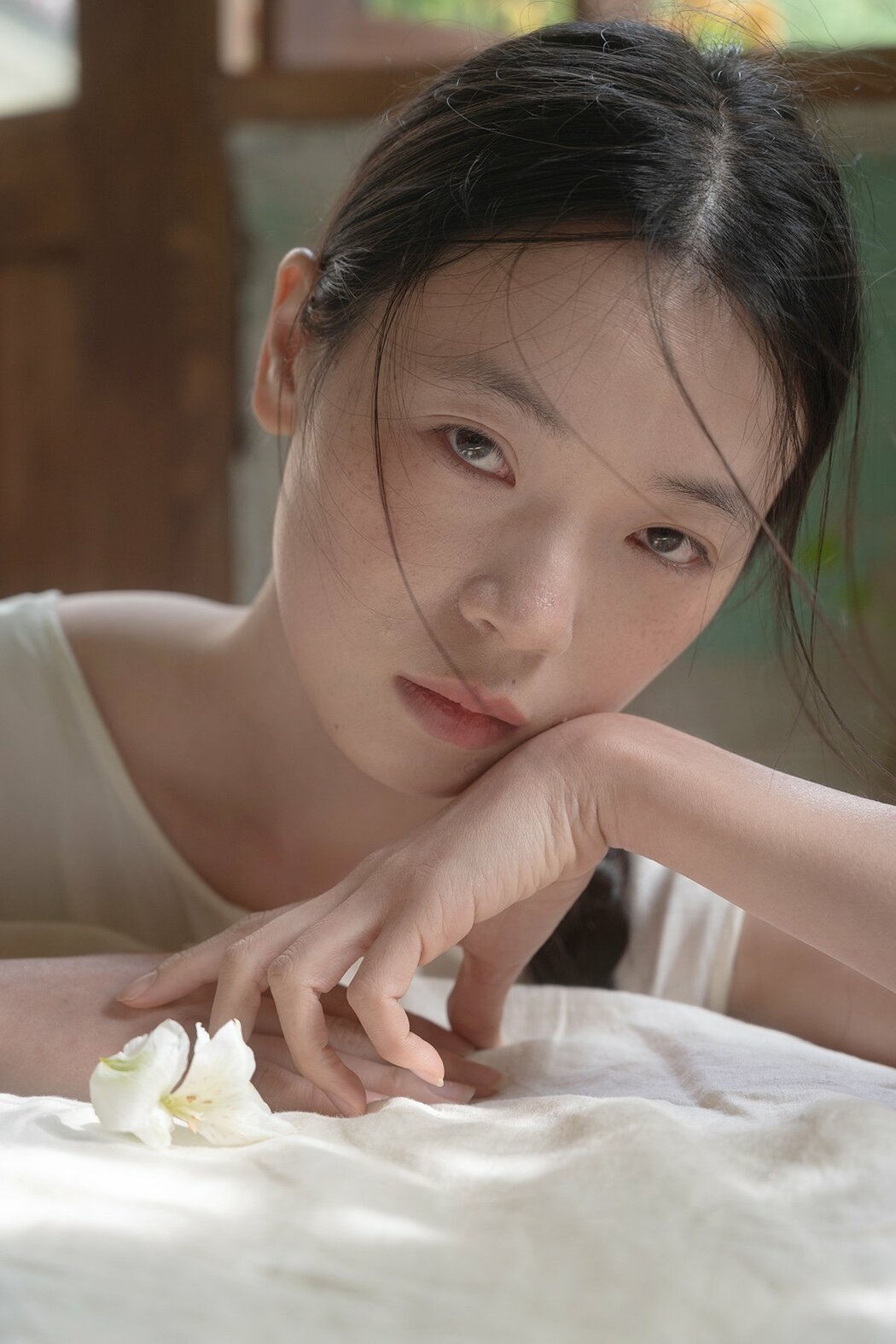 YiTuYu艺图语 Vol.9039 Cai Jing Fan (16P)