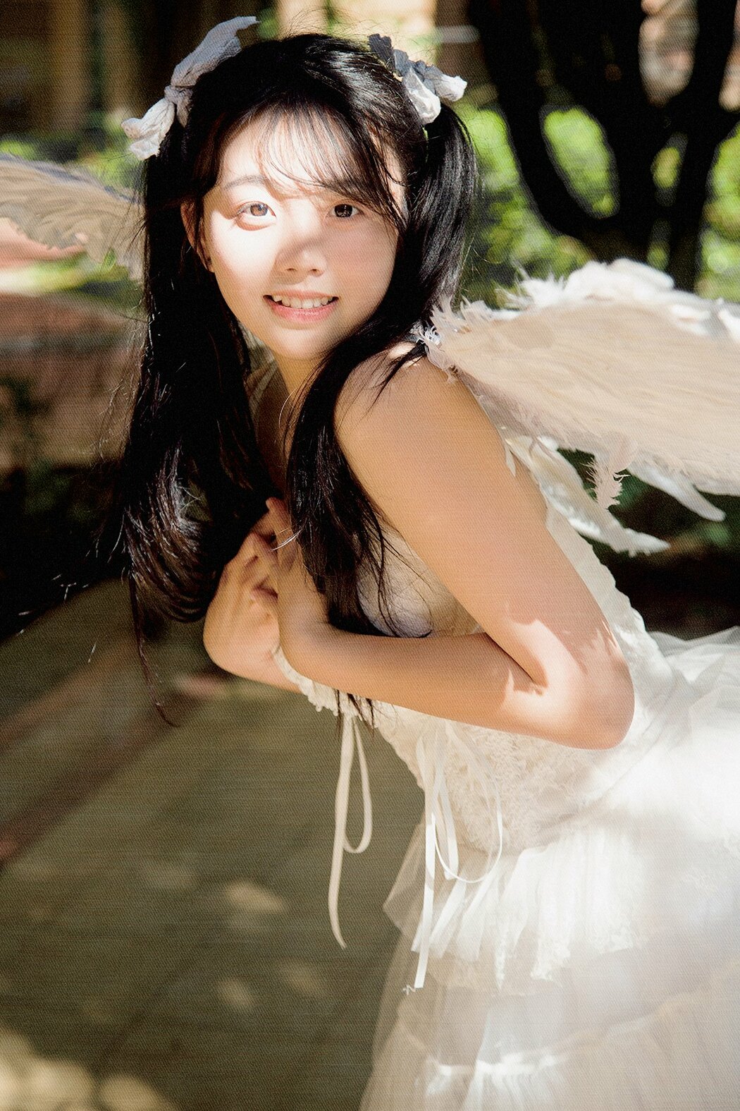 YiTuYu艺图语 Vol.10250 Jin Zou Ba (16P)