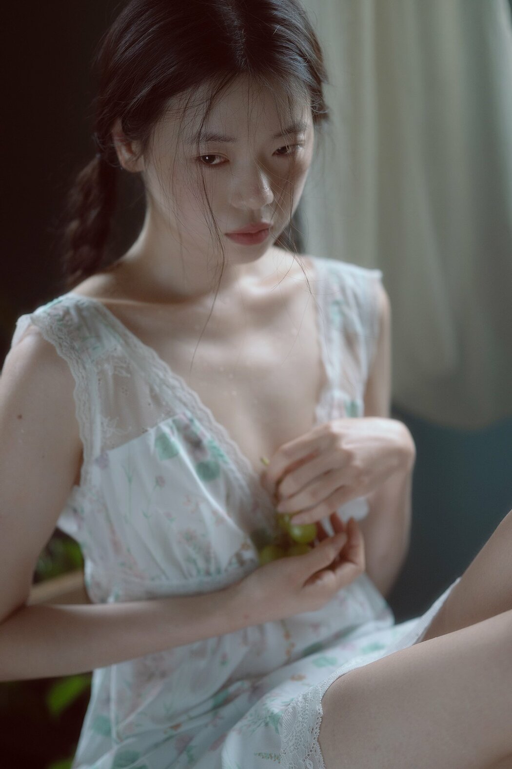 YiTuYu艺图语 Vol.9133 Cai Jing Fan (16P)