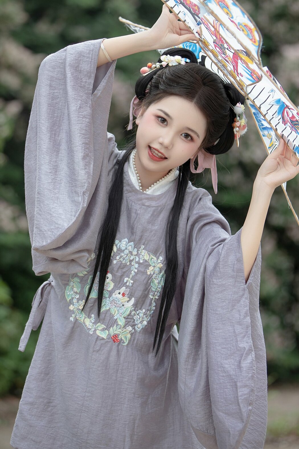 YiTuYu艺图语 Vol.8872 E E Chi Bu Bao (37P)