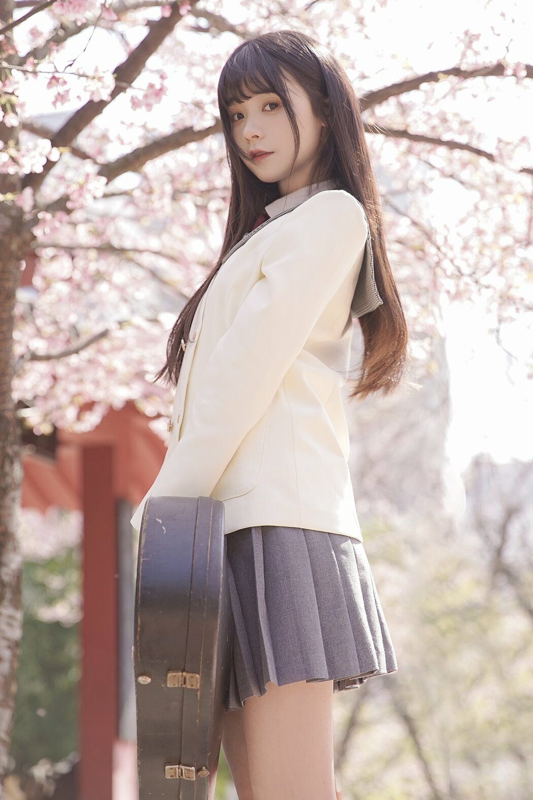 YiTuYu艺图语 Vol.9584 Yi Zhi Xiao Qin (18P)
