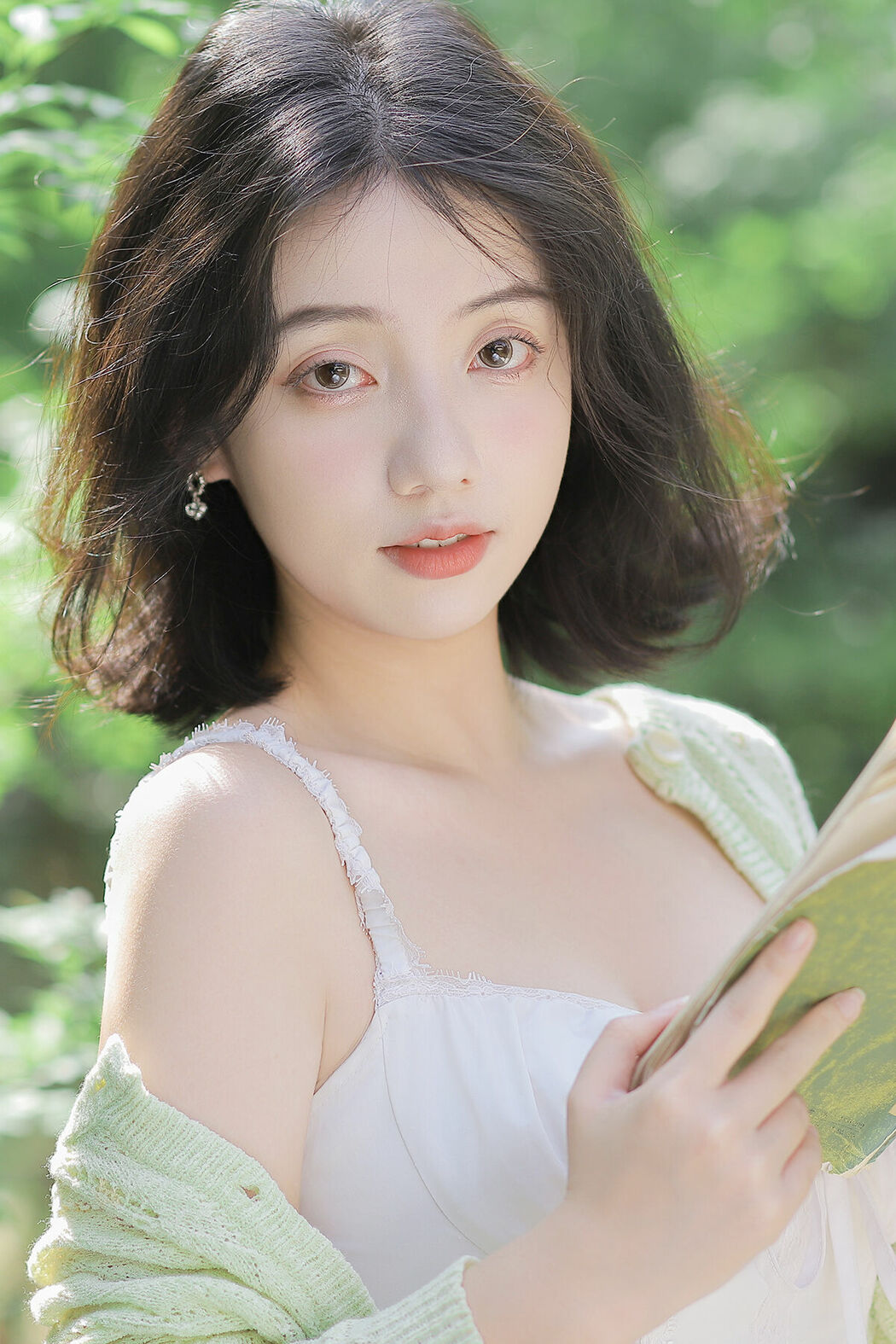 YiTuYu艺图语 Vol.9247 Chao Ku Xiao Wang Zi (26P)