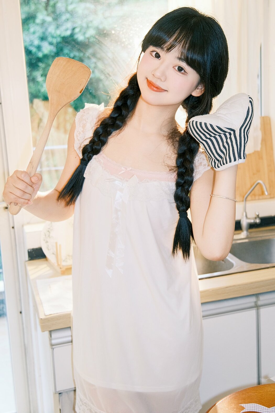 YiTuYu艺图语 Vol.10240 Xiao Li Hua Er (22P)
