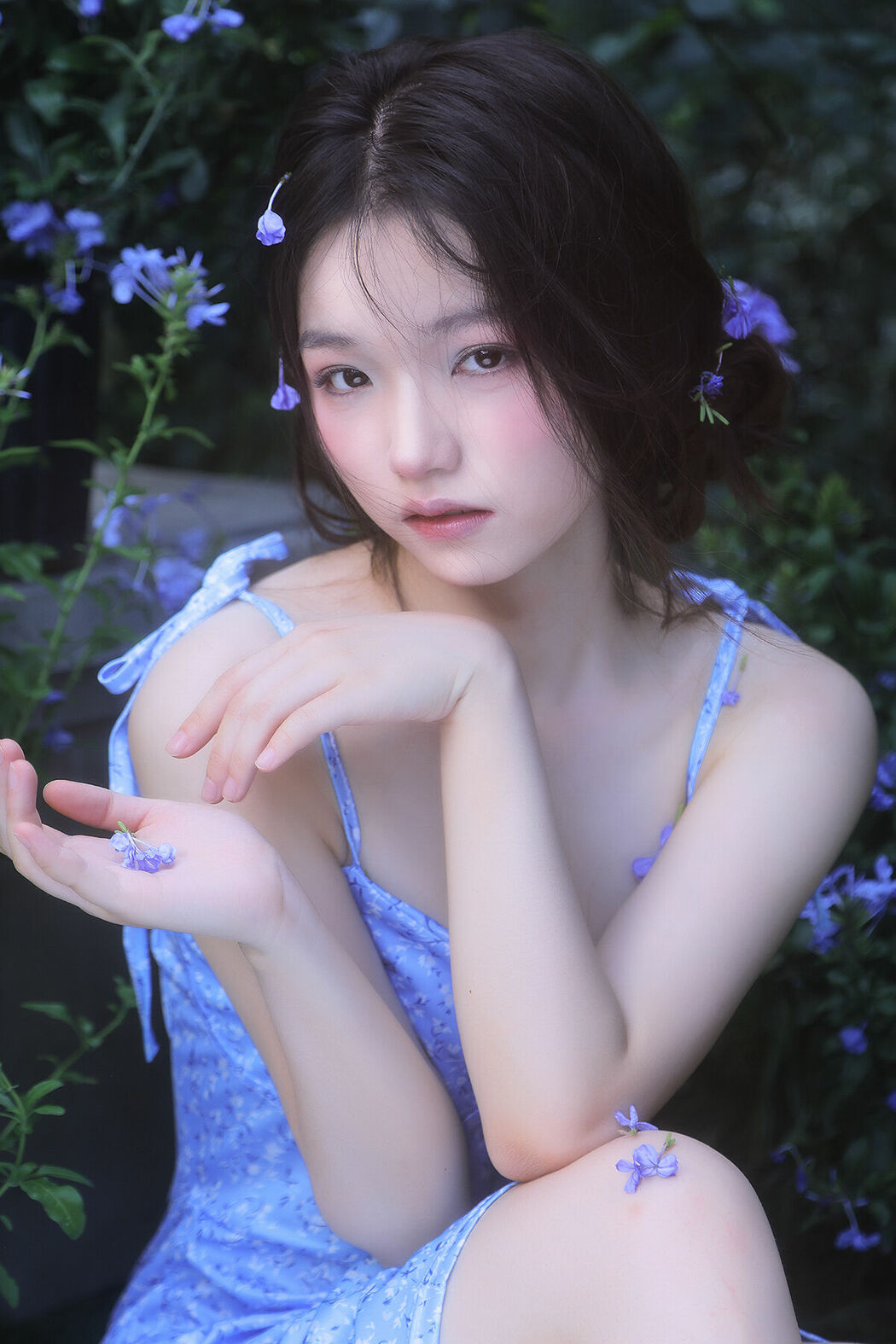 YiTuYu艺图语 Vol.9384 Bu Shi Jiang Zi (23P)