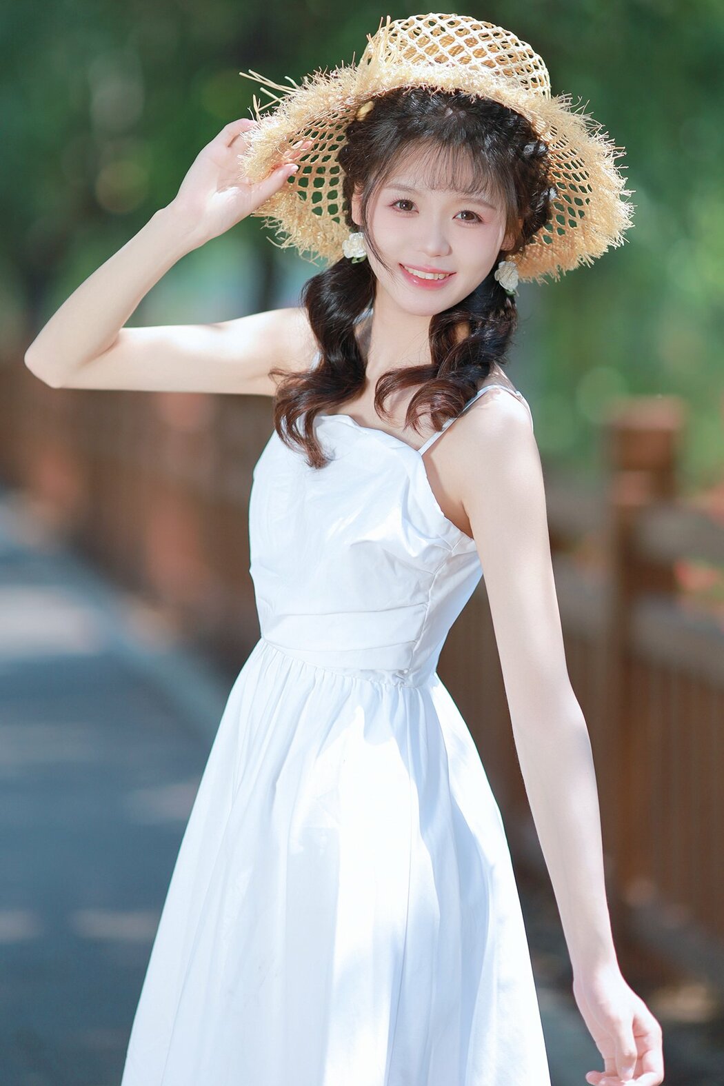 YiTuYu艺图语 Vol.9916 Fish-Lam (16P)