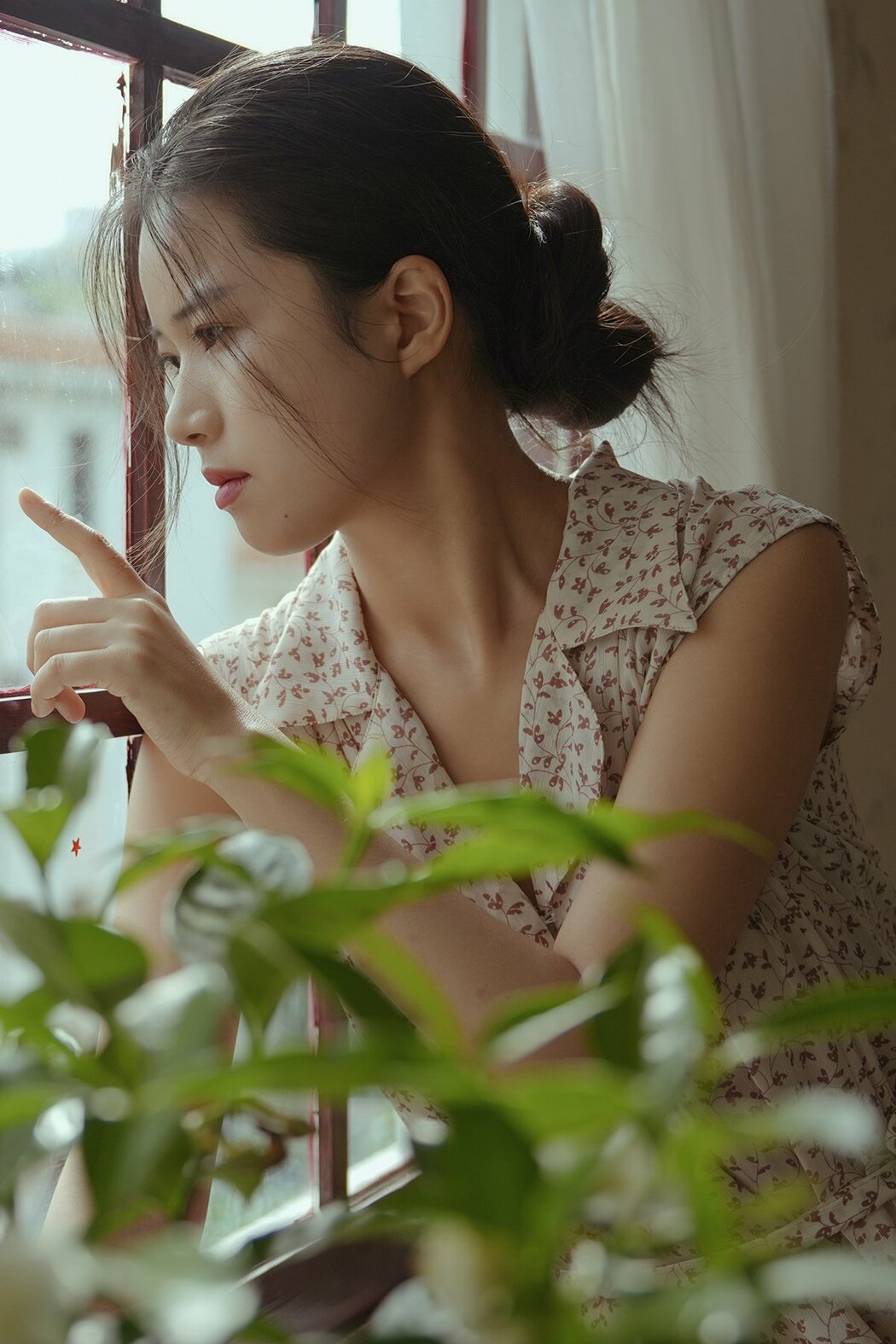 YiTuYu艺图语 Vol.9818 Jiu Qian De Yi Er (22P)