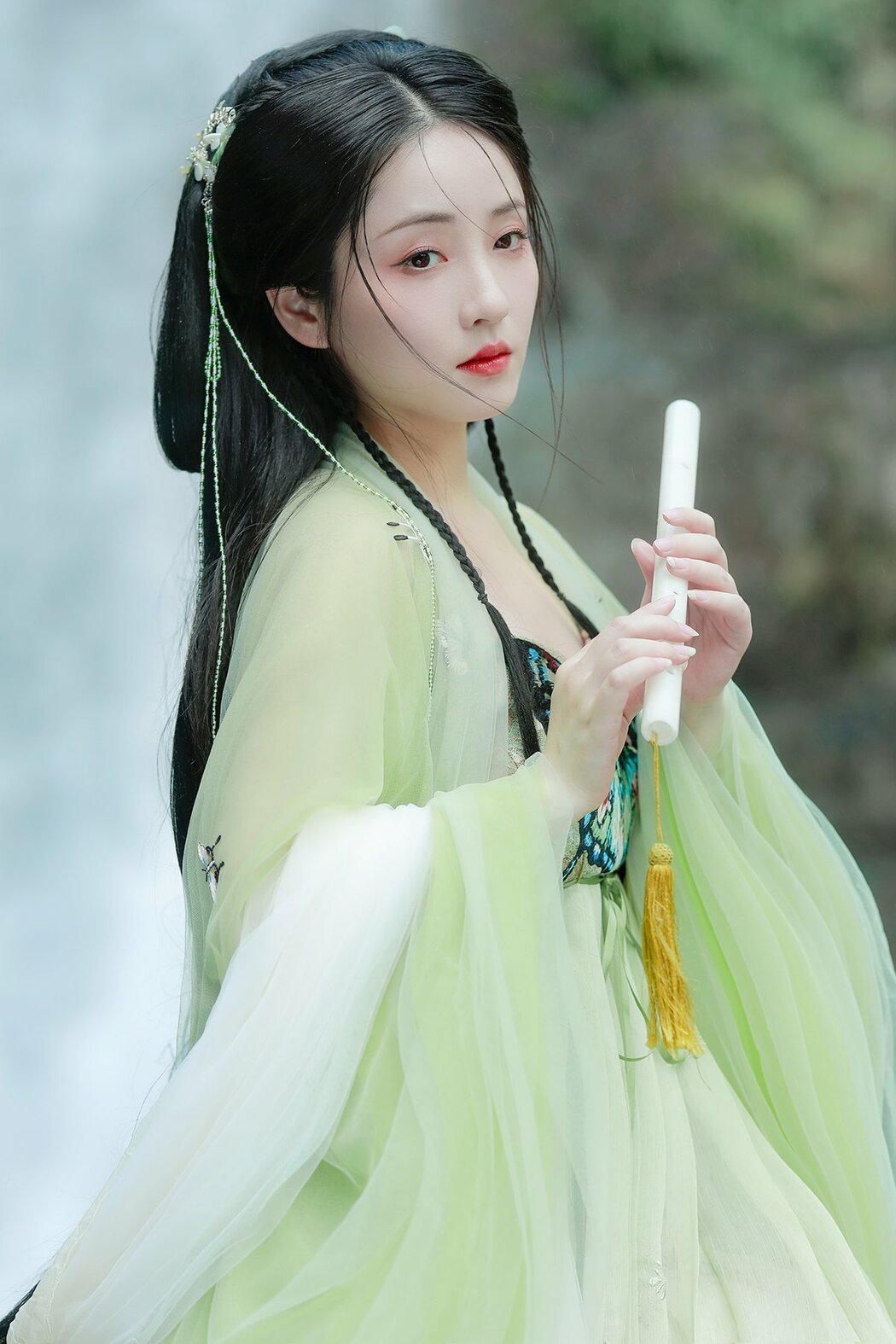 YiTuYu艺图语 Vol.9953 Xiao Wen Nuan Xiang Yao Ge Da Tai Yang (16P)