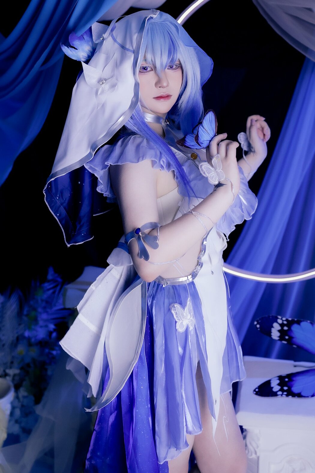 YiTuYu艺图语 Vol.9885 X (22P)