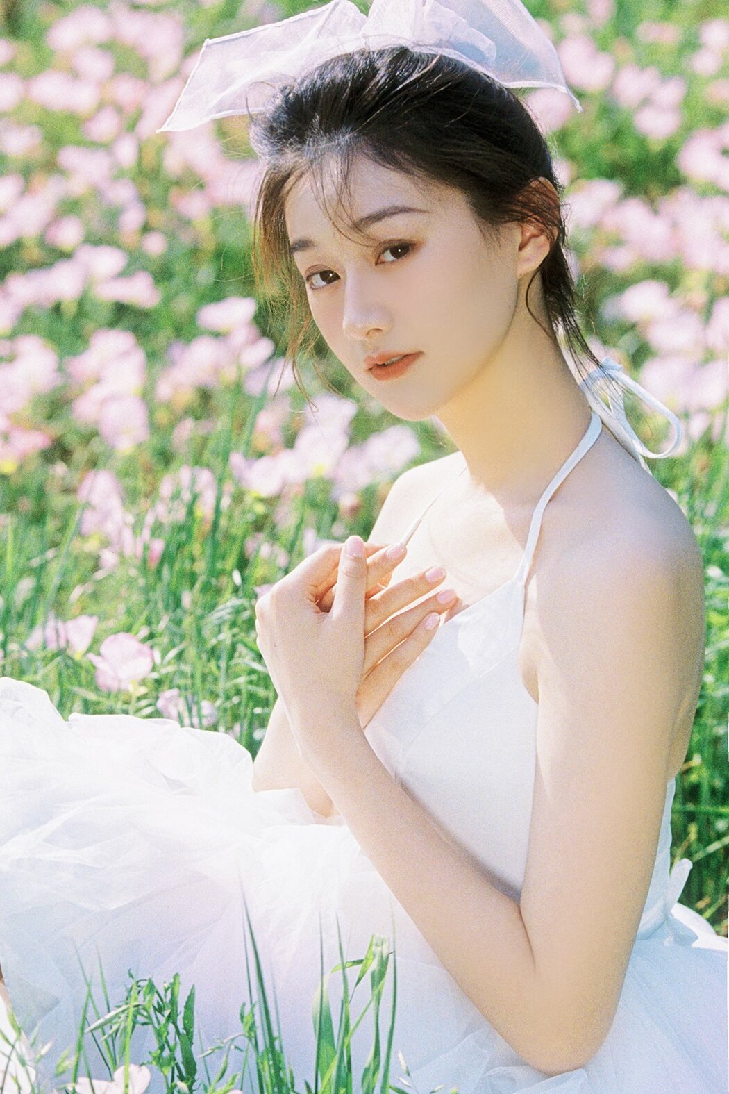 YiTuYu艺图语 Vol.9816 Shi Hue Xian Zi Ya (17P)