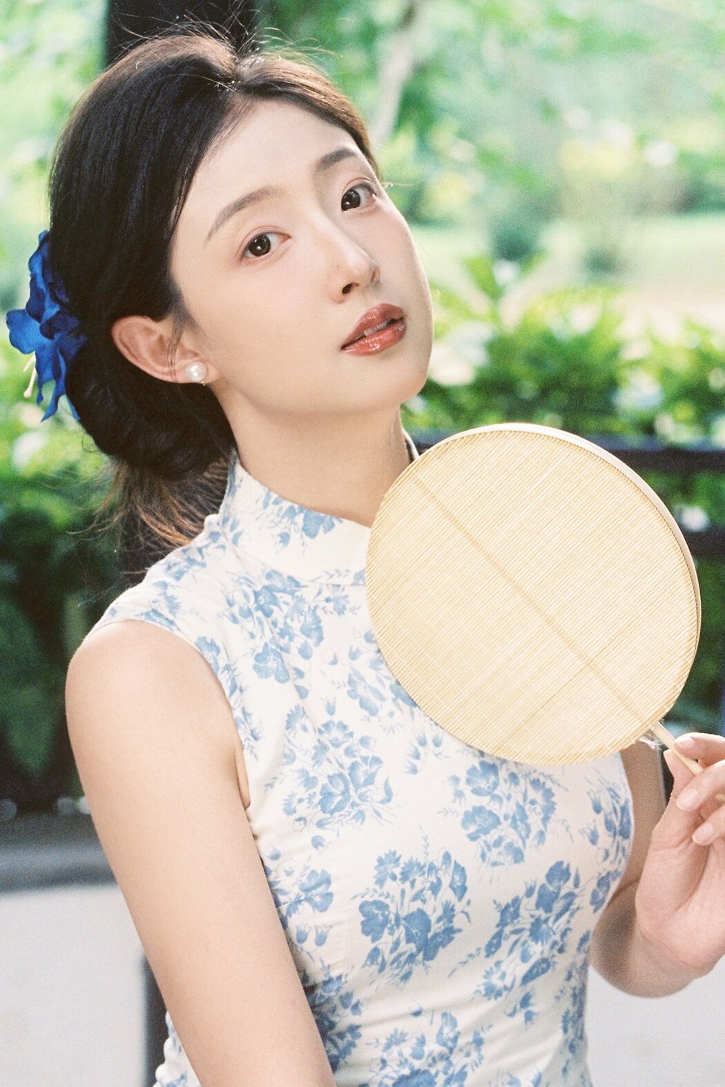 YiTuYu艺图语 Vol.9882 Xiao Wei Xiao Wei (17P)
