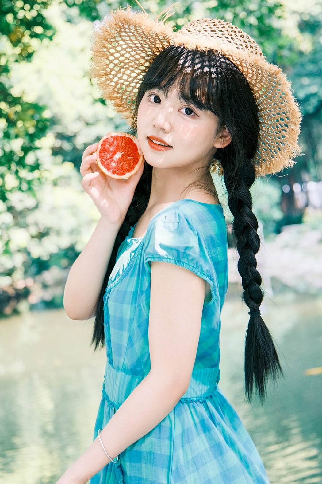 YiTuYu艺图语 Vol.9800 Xiao Li Hua Er (22P)