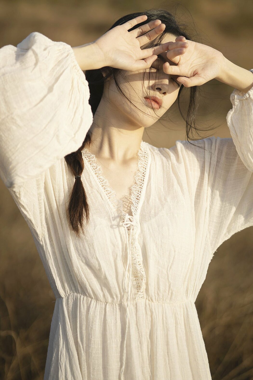 YiTuYu艺图语 Vol.9779 Jin Tian He Guo Cha (14P)