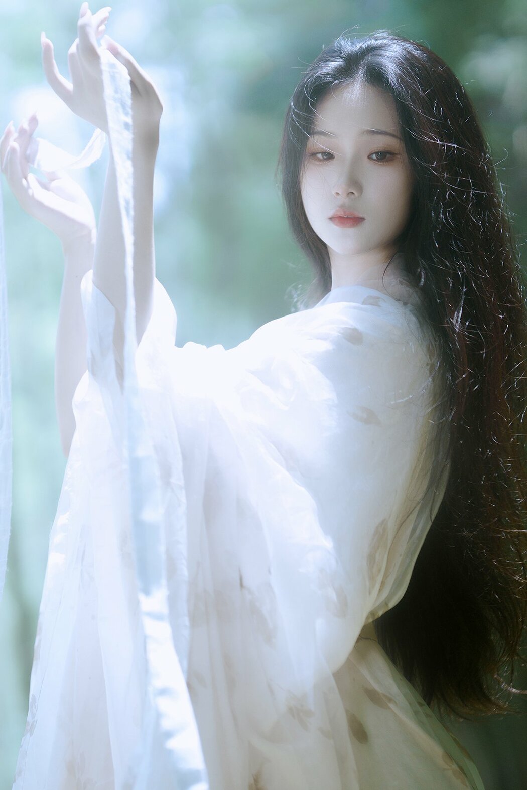 YiTuYu艺图语 Vol.9966 Yue Yue (35P)