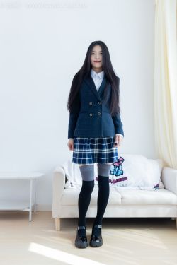 物恋传媒 No.2371 茯苓 - JK制服、皮鞋、拼接过膝袜