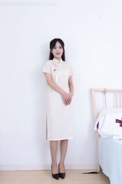 物恋传媒 No.2448 辣辣 - 旗袍、高跟鞋、薄肉丝