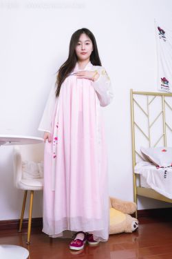 物恋传媒 No.2397 美兔 - 汉服、布鞋、粉色棉袜