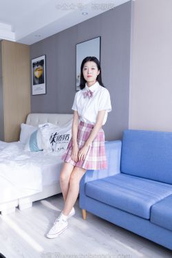 BoBoSocks袜啵啵 No.052 瑶瑶-JK制服、帆布鞋、白棉袜、裸足