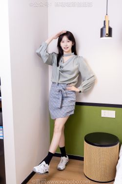 BoBoSocks袜啵啵 No.641 香菜 - 萨洛蒙运动鞋、黑棉袜、短肉丝