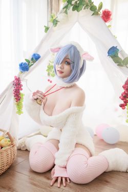 阿雪雪 - 蕾姆小羊