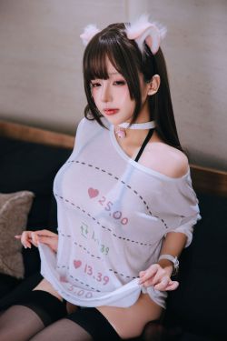 Cosplay日奈娇 - 家里的猫