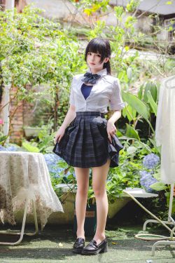 Cosplay日奈娇 - 死库水