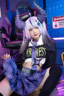 PoppaChan - Laplus Darkness (Hololive)