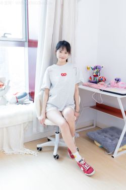 物恋传媒 No.2680 山奈 - 帆布鞋、白棉袜、裸足