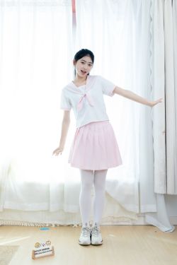 物恋传媒 No.2691 包包 - 运动鞋、厚白丝、jk制服